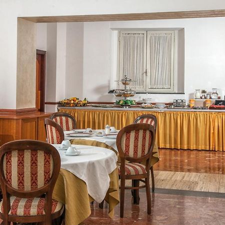 Hotel Cesare 14 Napoli Dış mekan fotoğraf