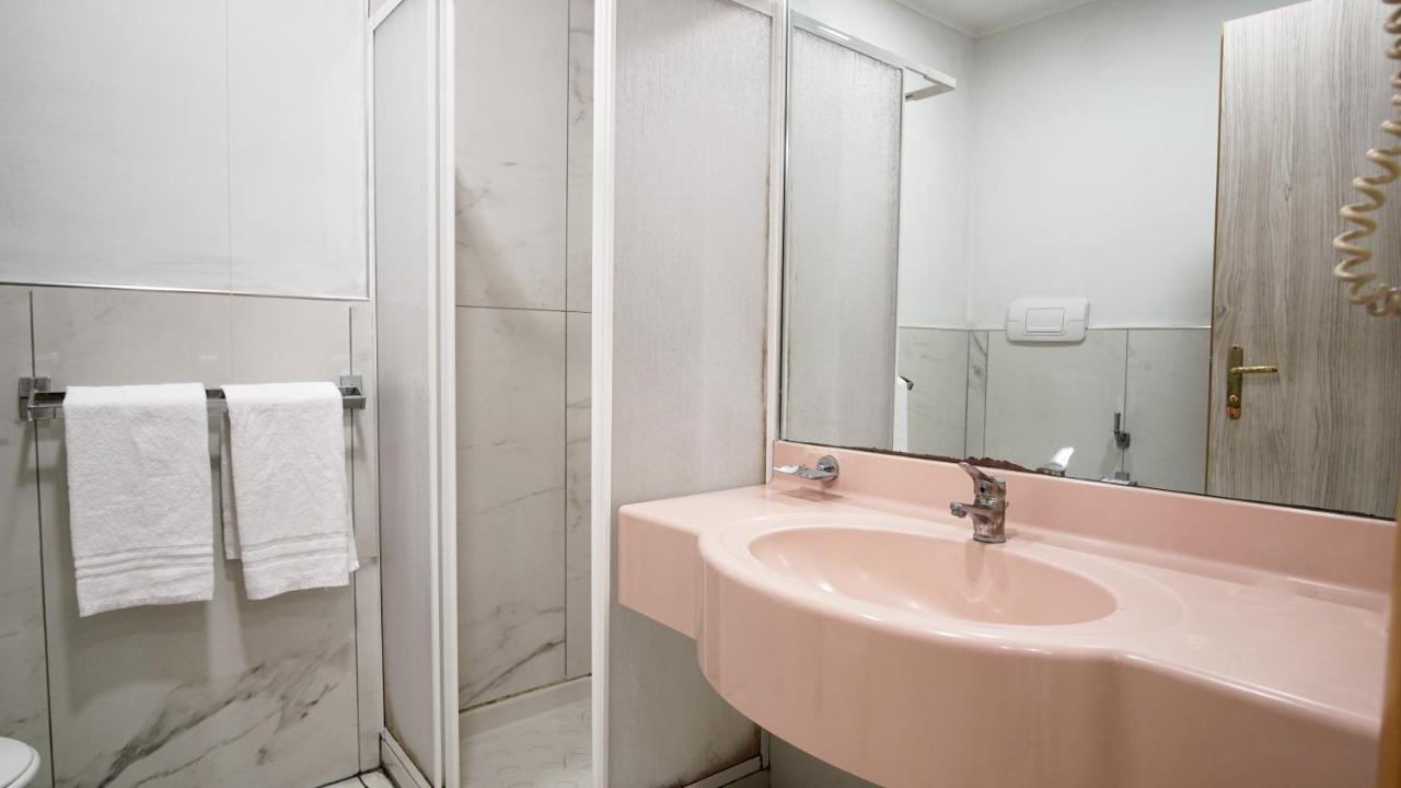 Hotel Cesare 14 Napoli Dış mekan fotoğraf