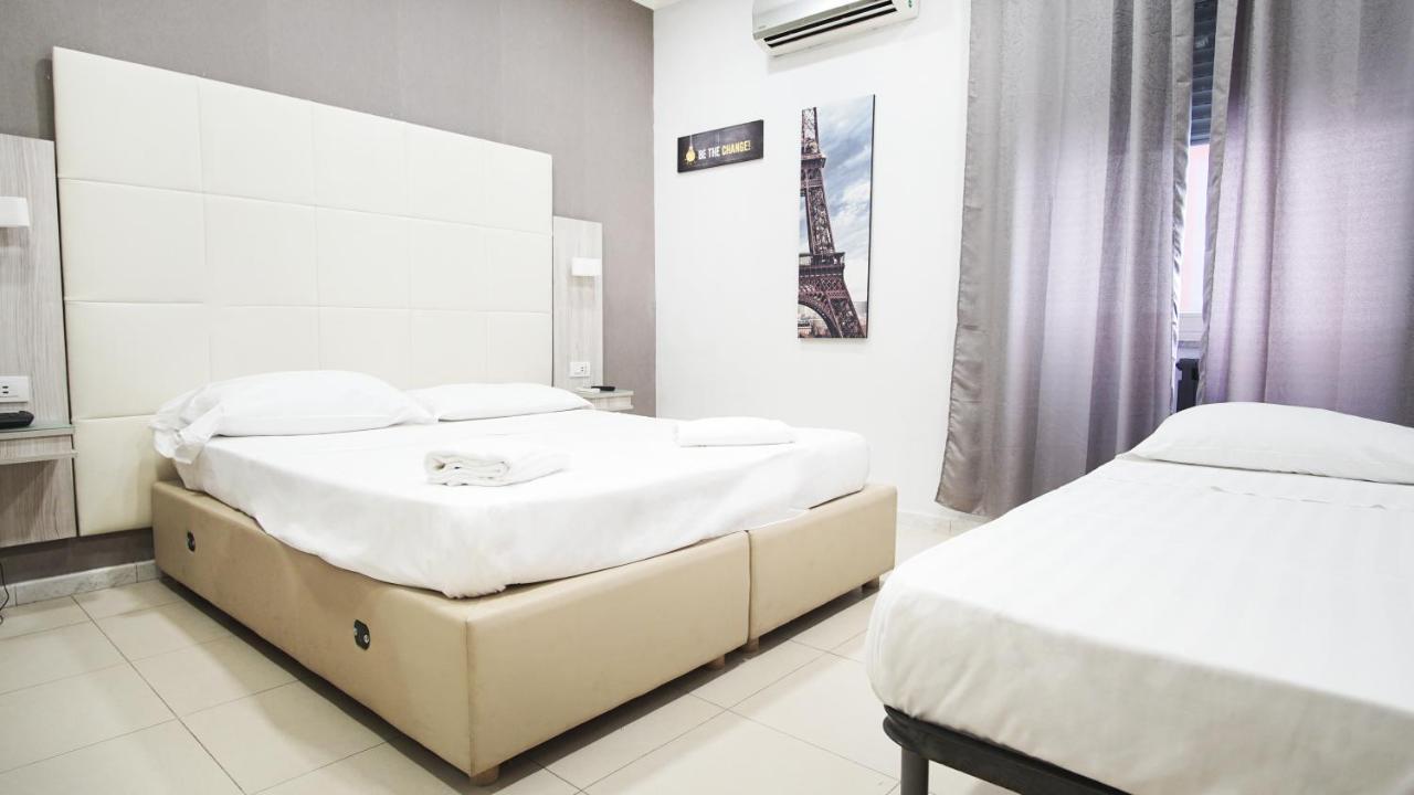 Hotel Cesare 14 Napoli Dış mekan fotoğraf
